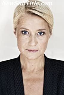 بیوگرافی Trine Dyrholm